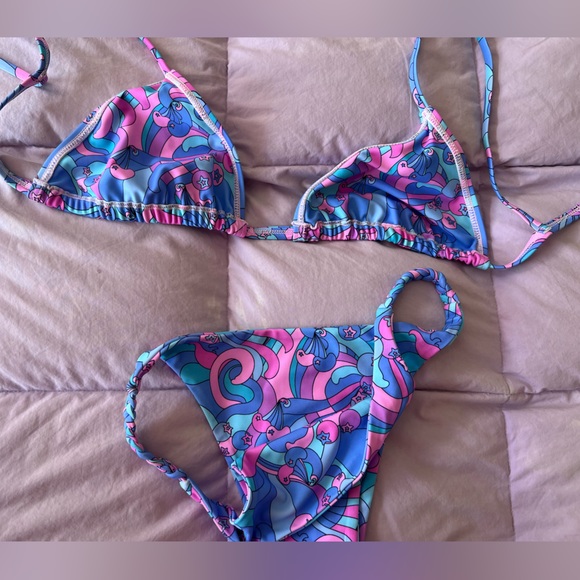 Kulani Kini Razzleberry bikini. EUC - Picture 2 of 8